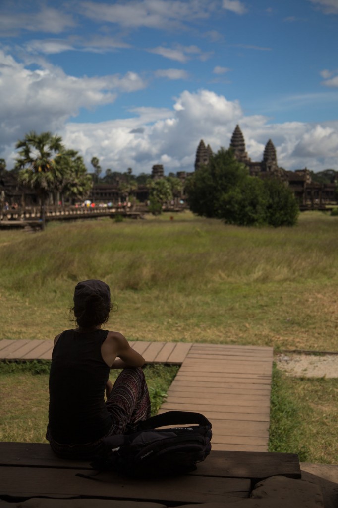 Pause pour admirer le Angkor Wat | Siem Reap, Cambodge